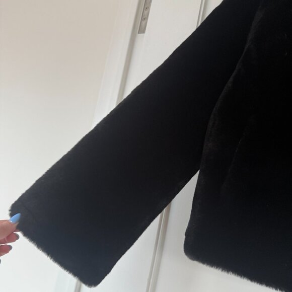 NWT Apparis Miller Short Coat Faux Fur Black Sz Medium Notch Collar Long Sleeves - Picture 9 of 12